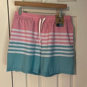 NWT Chubbies Classic Swim Trunk 5.5 inseam